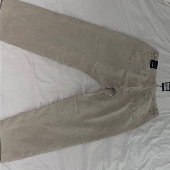 Mom Jeans - Picture 5 of 5